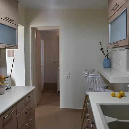 Nelleas Casa de Férias Adamantas (Milos)