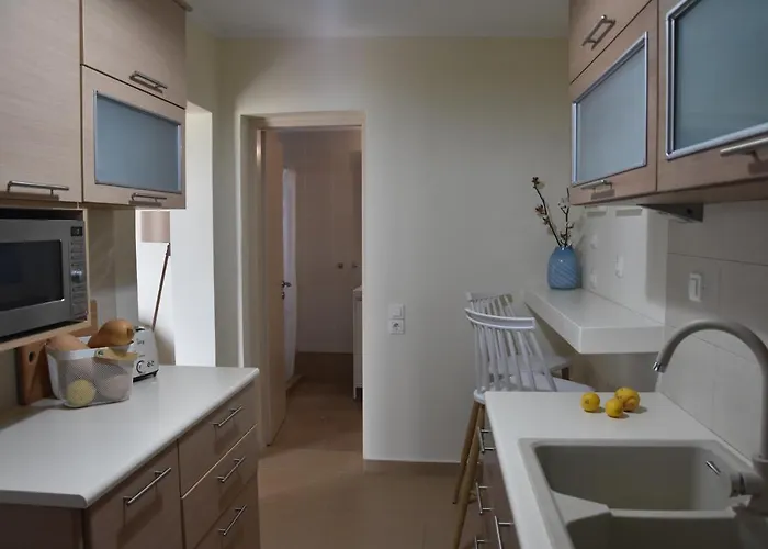 Nelleas Casa de Férias Adamantas (Milos)